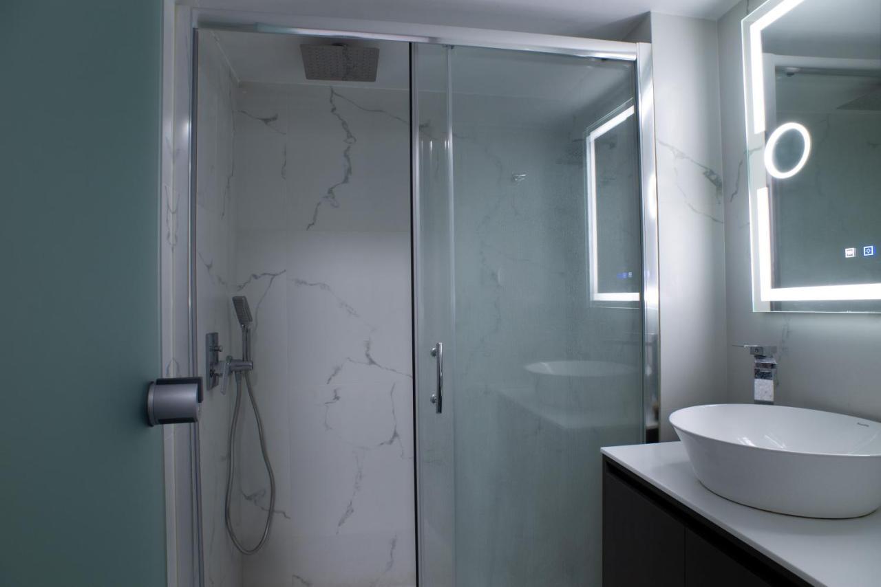 Modern-Lux Central 1 Bedroom Condo Athene Buitenkant foto